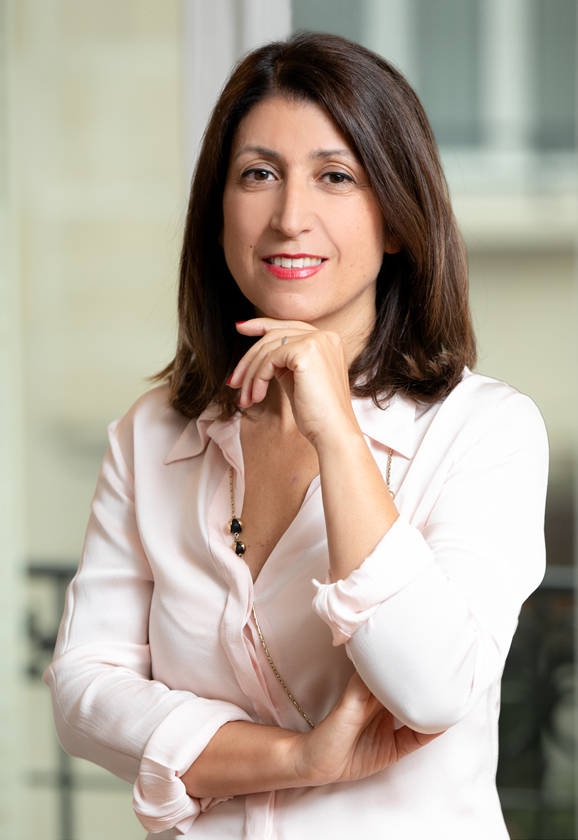  Karine Safa