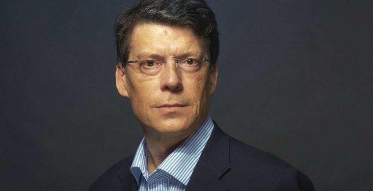  Laurent Alexandre